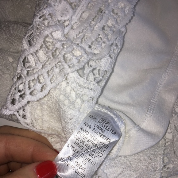 Lulus lace white skirt - Picture 3 of 6